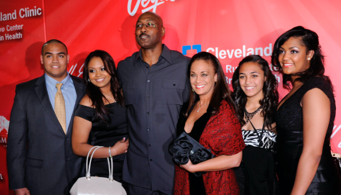 karl malone wife